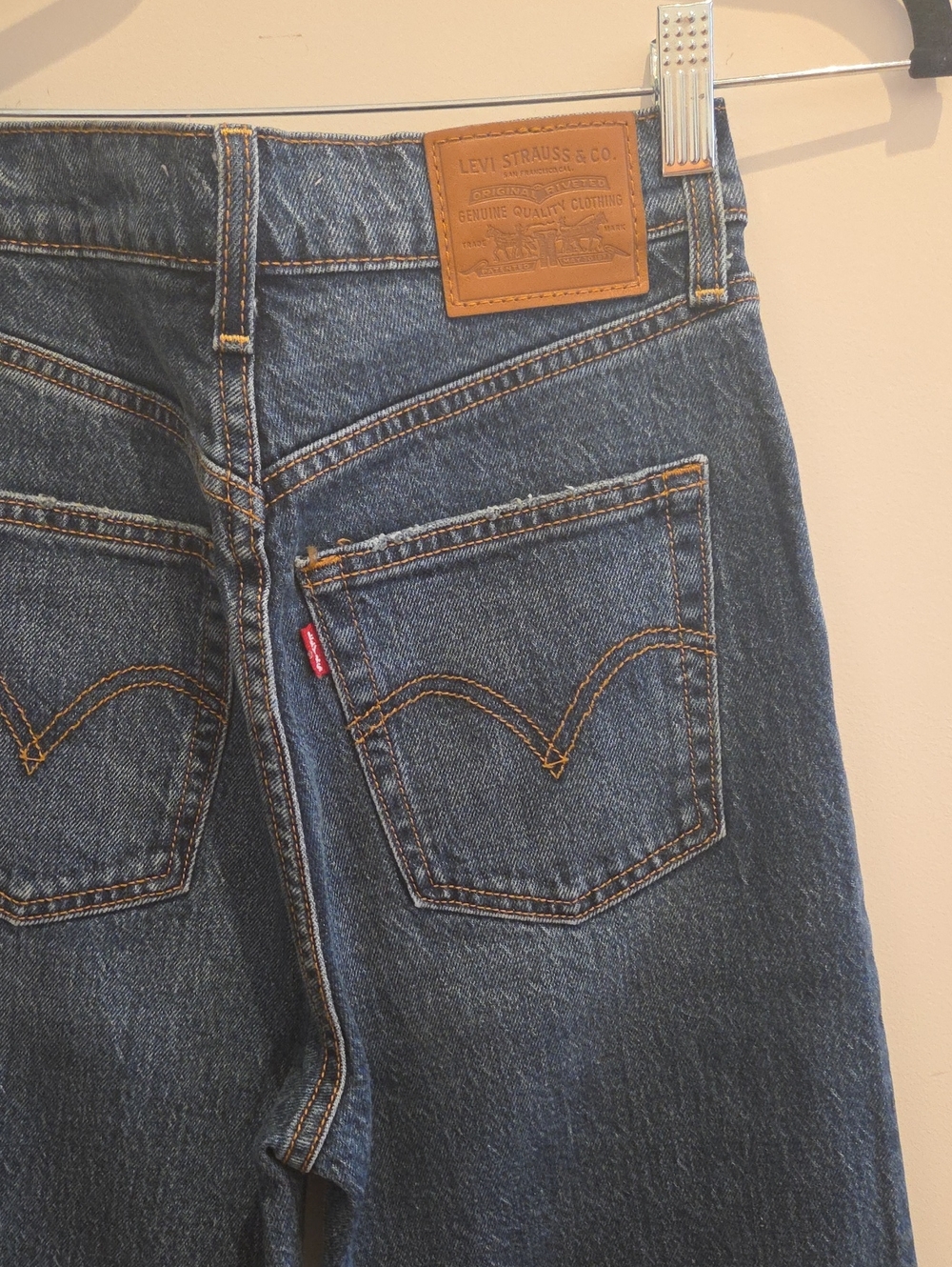 Levi's Dark Blue Relaxed Fit Denim Jeans